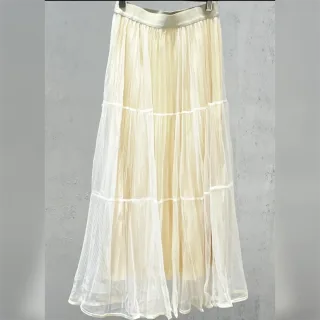 Pollera con tul y saten plisado