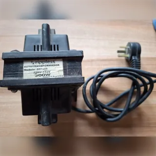 Auto Transformador 220-110v 300Watts