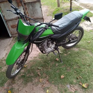 Vendo o permuto por auto