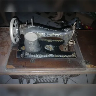 MAQUINA DE COSER SINGER ANTIGUA PARA COLECCION