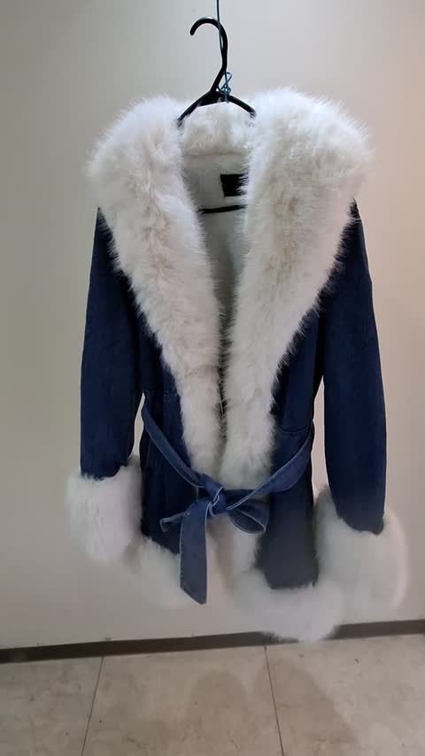 Abrigo. Gamulan. Campera